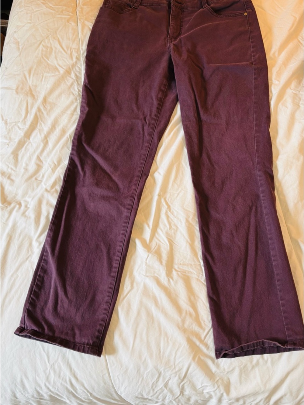 Bandolino Women’s purple Straight-Leg Jeans